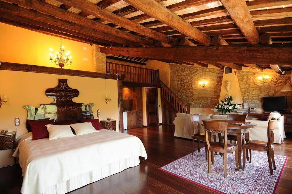 Vimbodi I PobletCastell De Riudabellaアパートメント エクステリア 写真